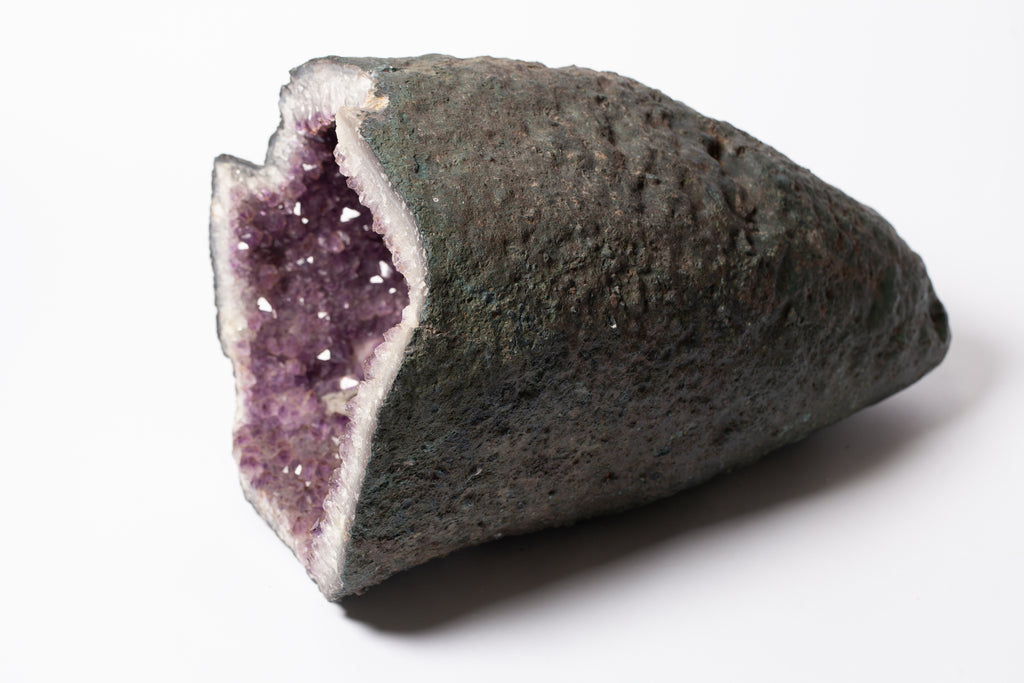 Geode di Ametista Naturale Completa – Cavità Profonda