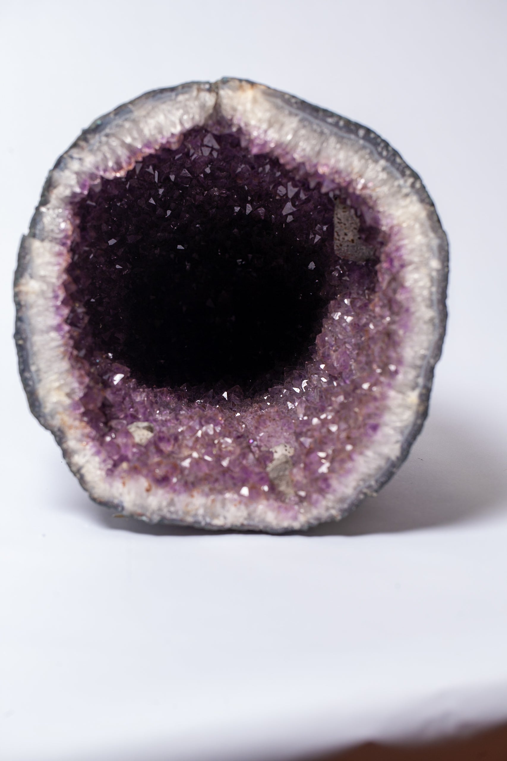 Geode di Ametista Naturale Completa – Cavità Profonda
