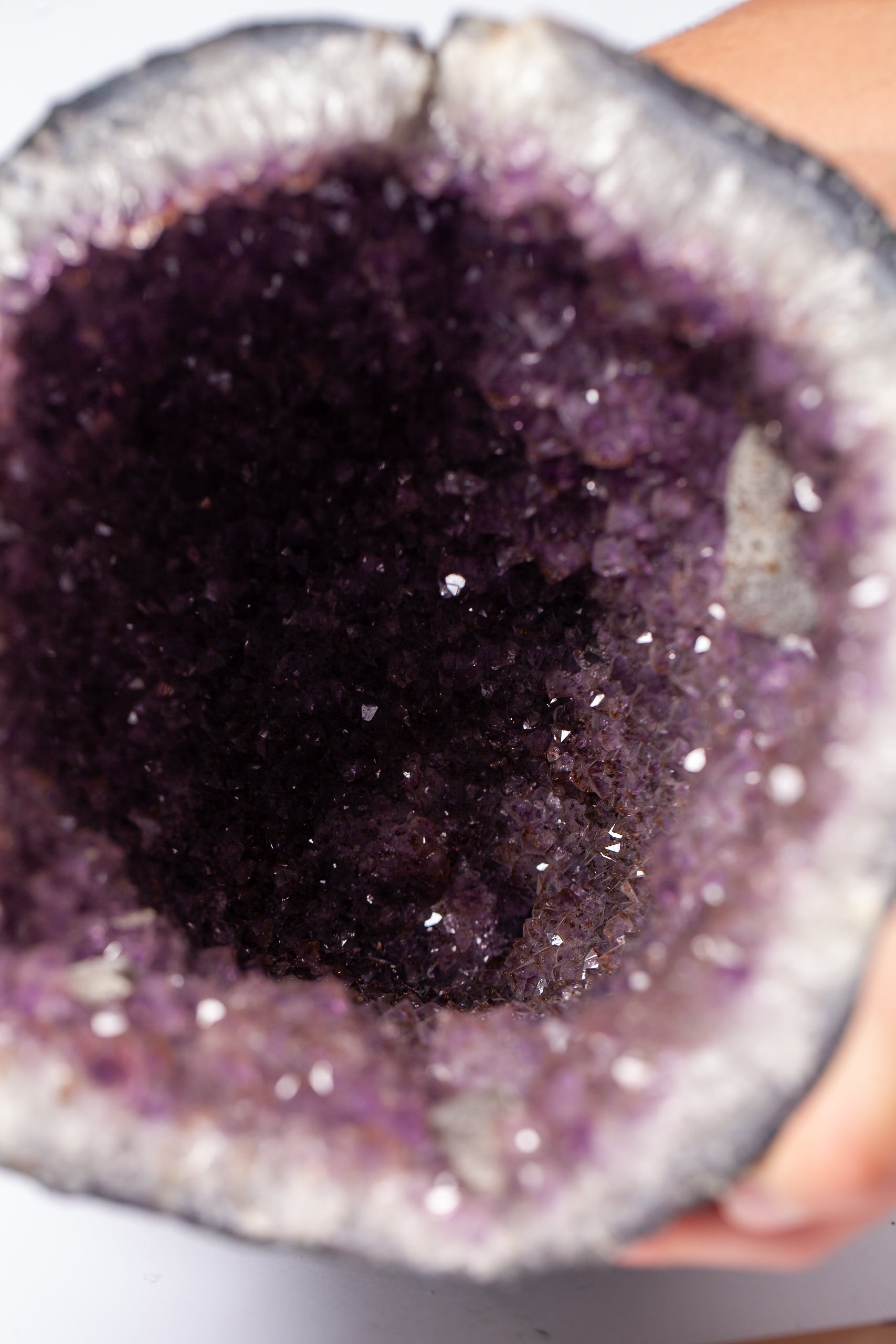 Geode di Ametista Naturale Completa – Cavità Profonda