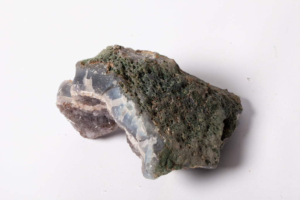 Ametista Cristallina Naturale – Drusa Profonda con Cavità Multiple