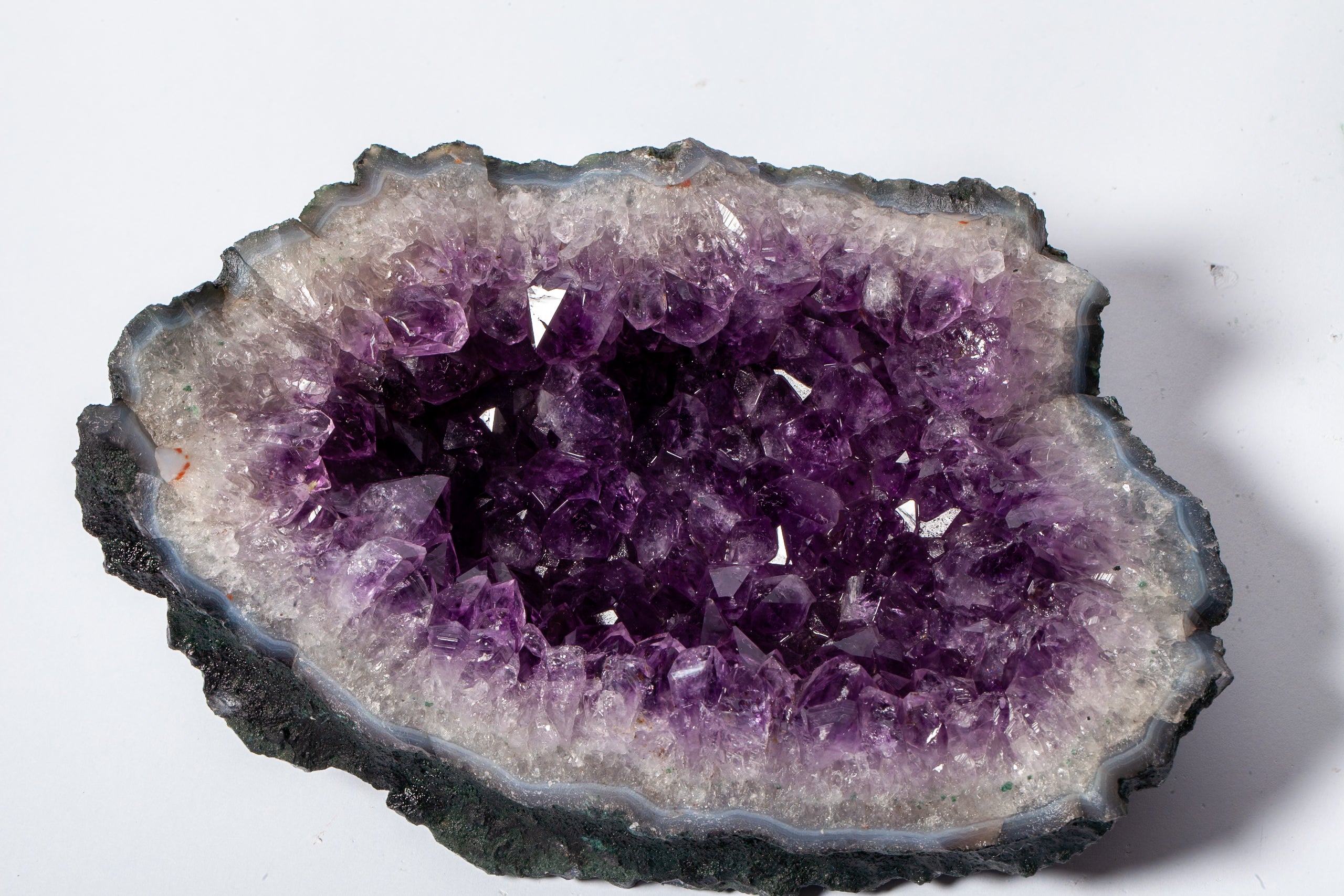 Cluster di Ametista Grezza – Drusa Naturale