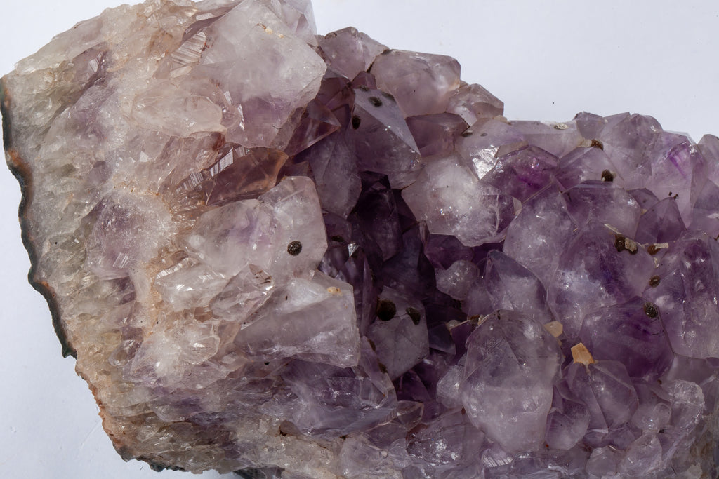 Cluster di Ametista Naturale – Lilla Delicato con Cristalli Trasparenti