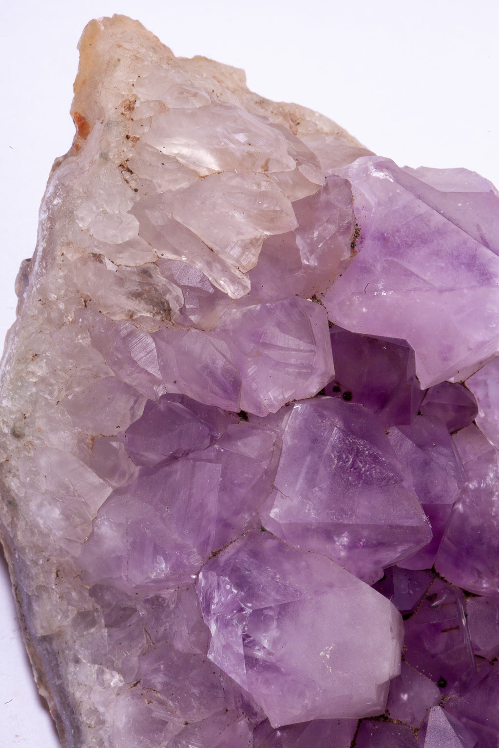 Cluster di Ametista su Matrice di Quarzo – Cristalli Viola Tenue