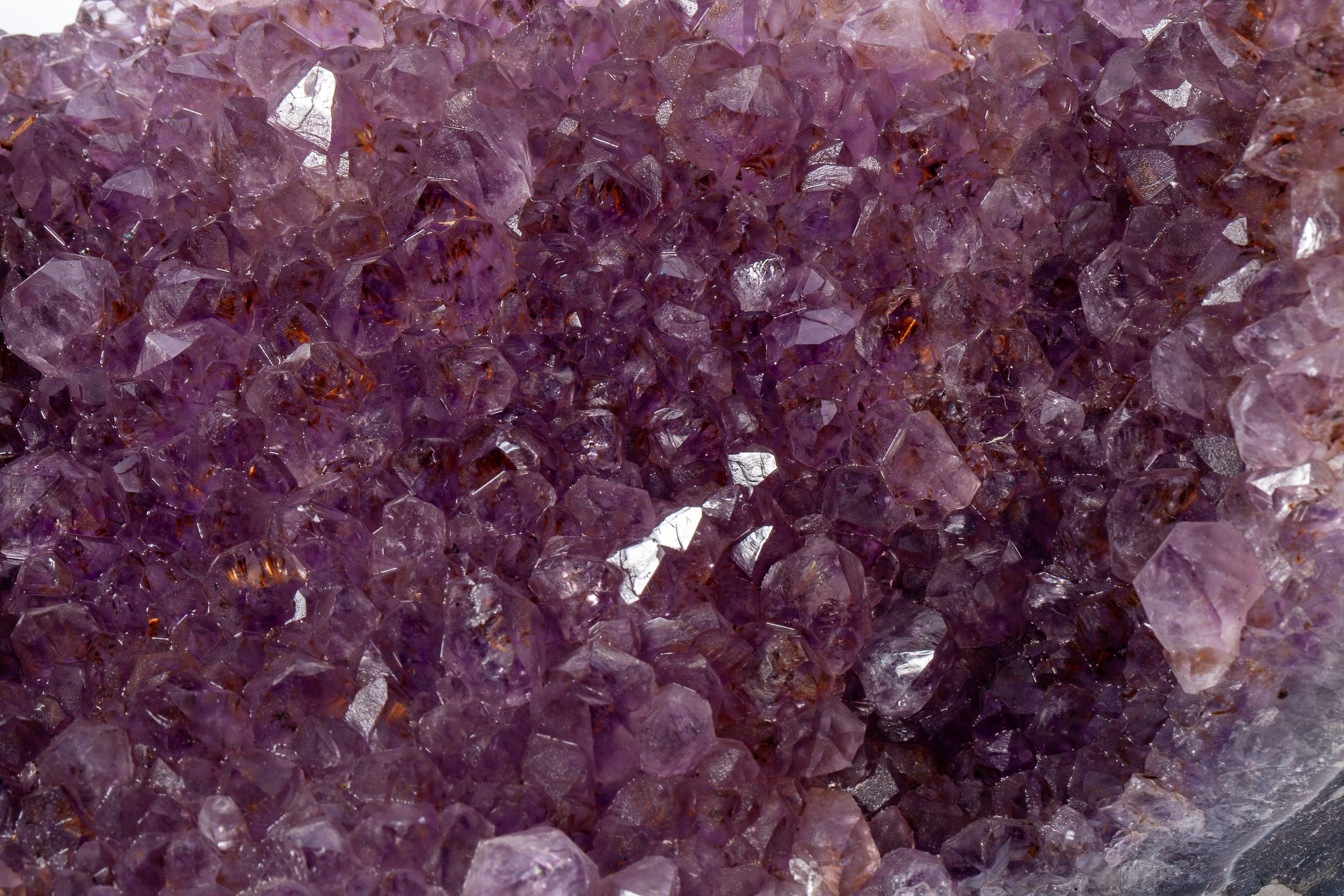 Cluster di Ametista Naturale – Geode a Mezzaluna