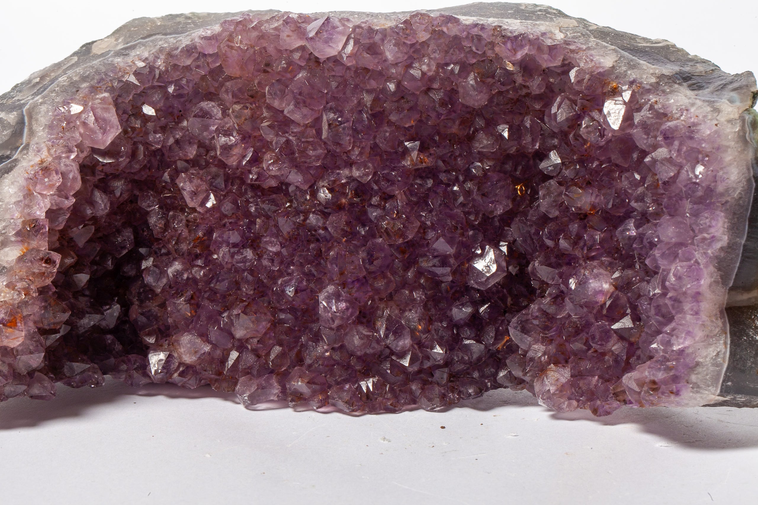 Cluster di Ametista Naturale – Geode a Mezzaluna